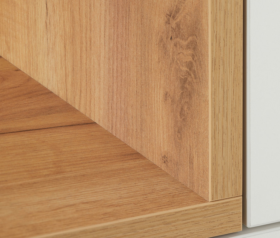 Detailansicht einer Seitenwand und eines Regals von Lowboard »Nonza«, Sideboard »Nonza«, schmal und Sideboard »Nonza«.