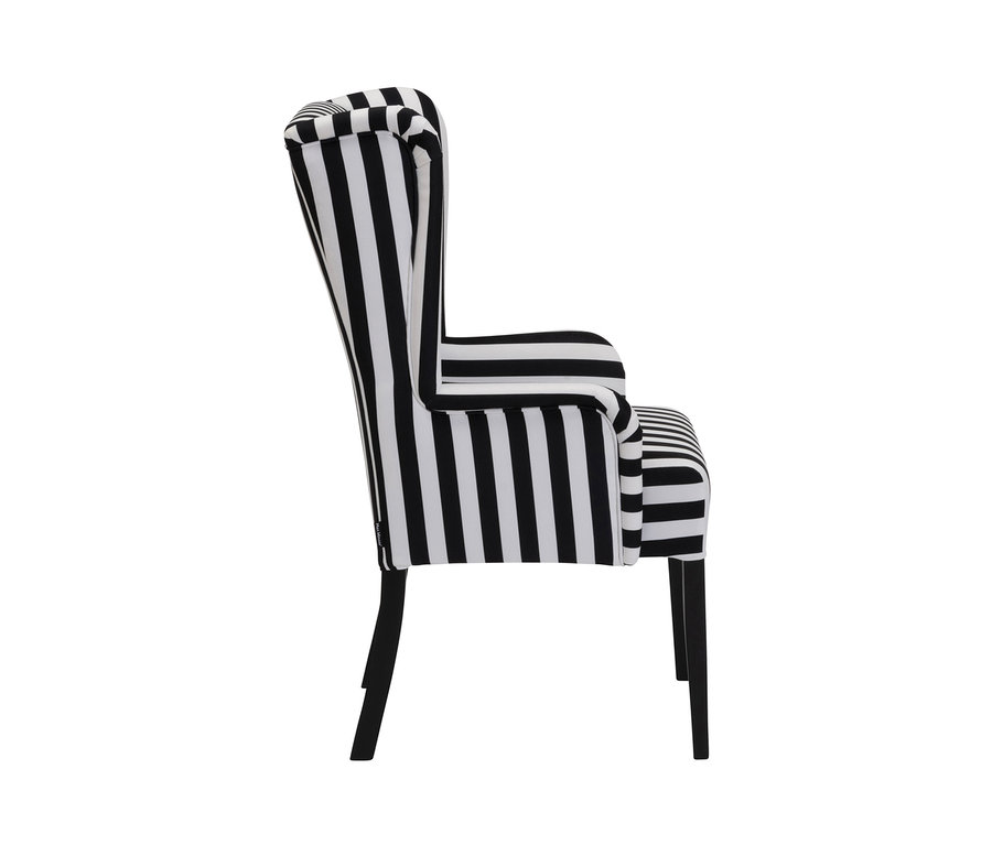Detailansicht eines schwarz-weiß gestreiften Hochlehner-Polsterstuhls mit Armlehne namens »Hendrick« von der Seite.