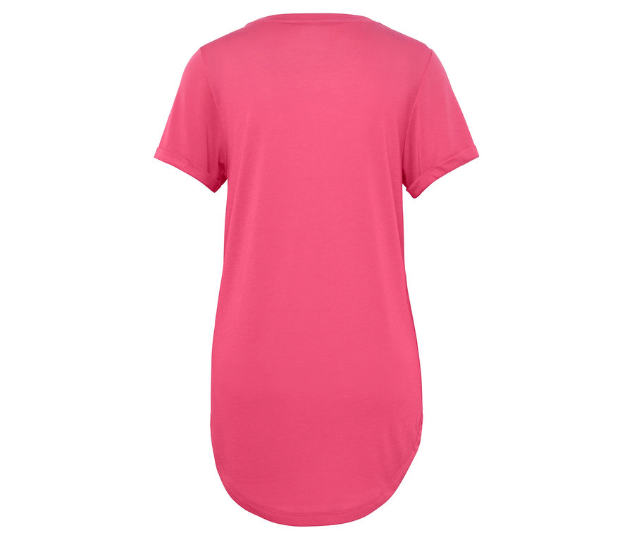 Detailansicht der Rückseite eines pinkfarbenen Kurzarm-T-Shirts.