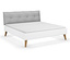 Weißes rauch Bett »Skandi« 180 x 200 cm mit hellgrauem Kopfteil und hellbraunen Füßen.