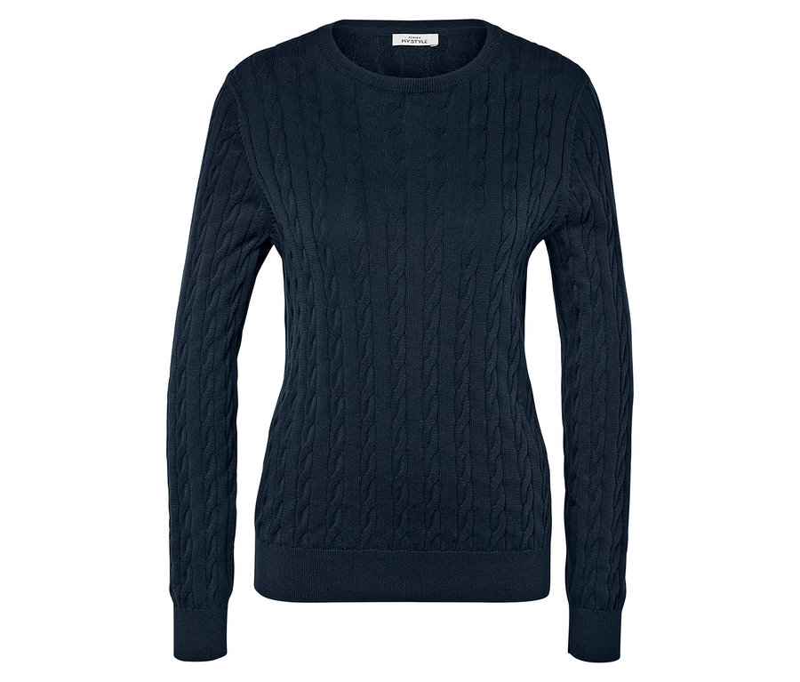 Marineblauer Strickpullover mit Zopfmuster und langen Ärmeln.