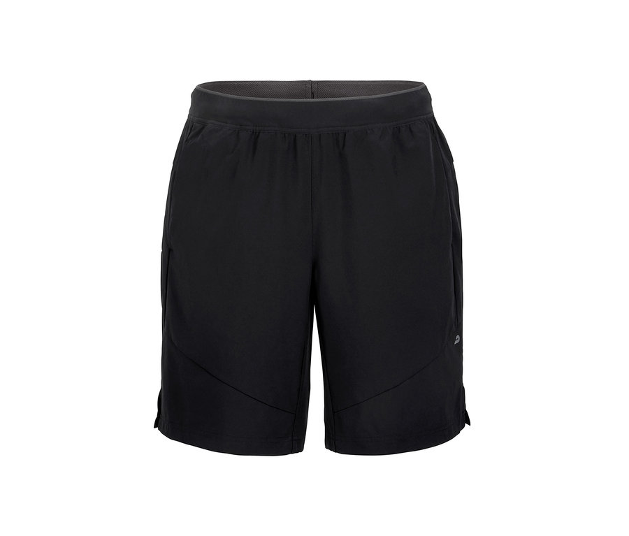 Schwarze Sportshorts.