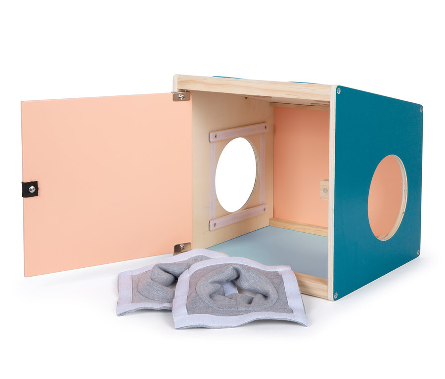Offene small foot Sinnes-und-Fühl-Box »Sensory« mit Stoffhüllen.