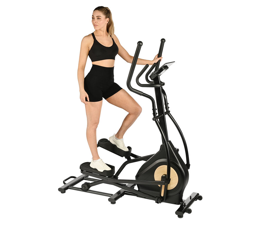 Frau benutzt Elliptical Ergometer FitWheel Pro.