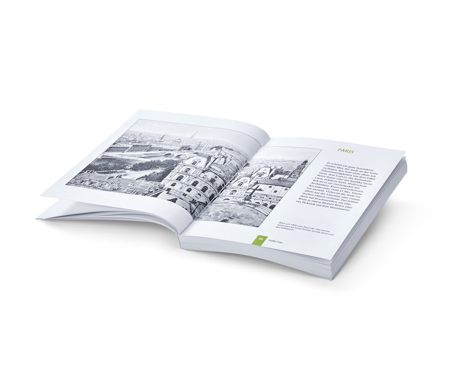 Offenes Buch »Landkarten Rätselbuch« mit Bildern und Text.