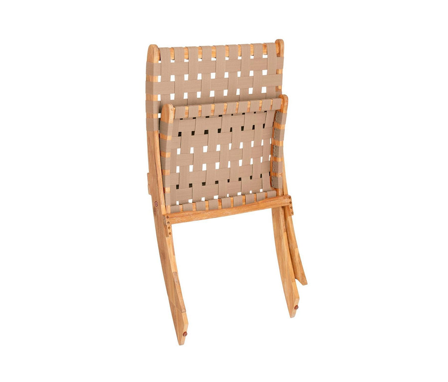 Detailansicht eines zusammenklappbaren braunen Liegestuhls.