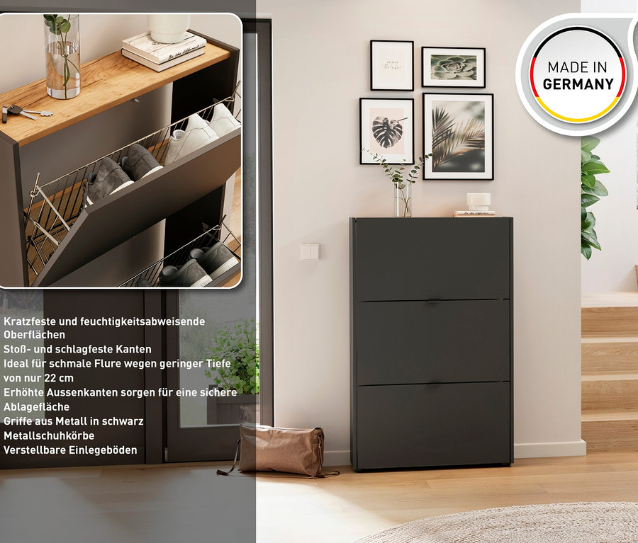 Grauer Schuhschrank mit offenem Regal oben und zwei ausklappbaren Schuhfächern.