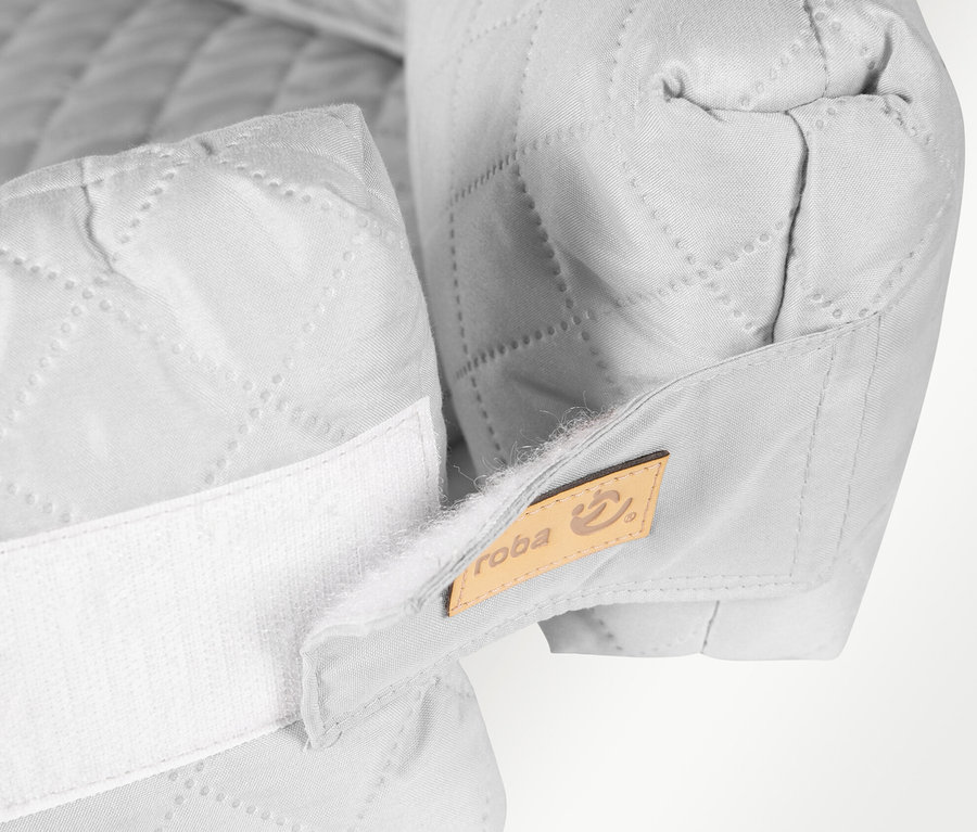 Detail einer grauen Roba 3-in-1 Babylounge.
