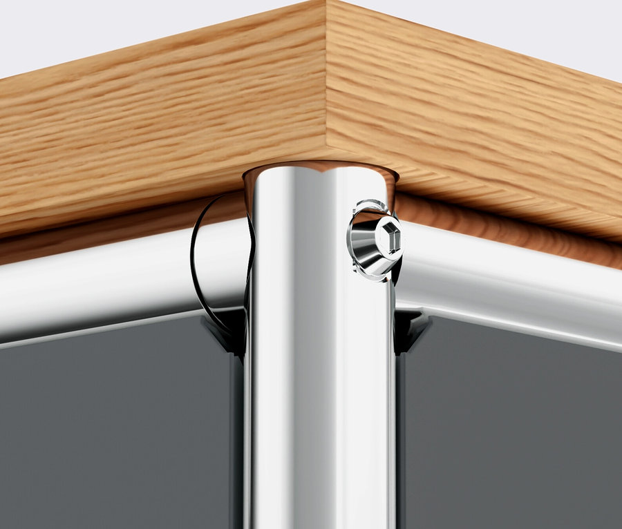 Detailansicht des grauen Sideboards Metall »CN3« mit Holzplatte, 1 Klappenfach und 4 Schubladen.