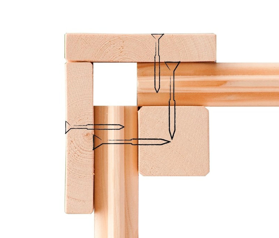 Detail einer Ecke einer Holzkonstruktion mit angedeuteten Schrauben.
