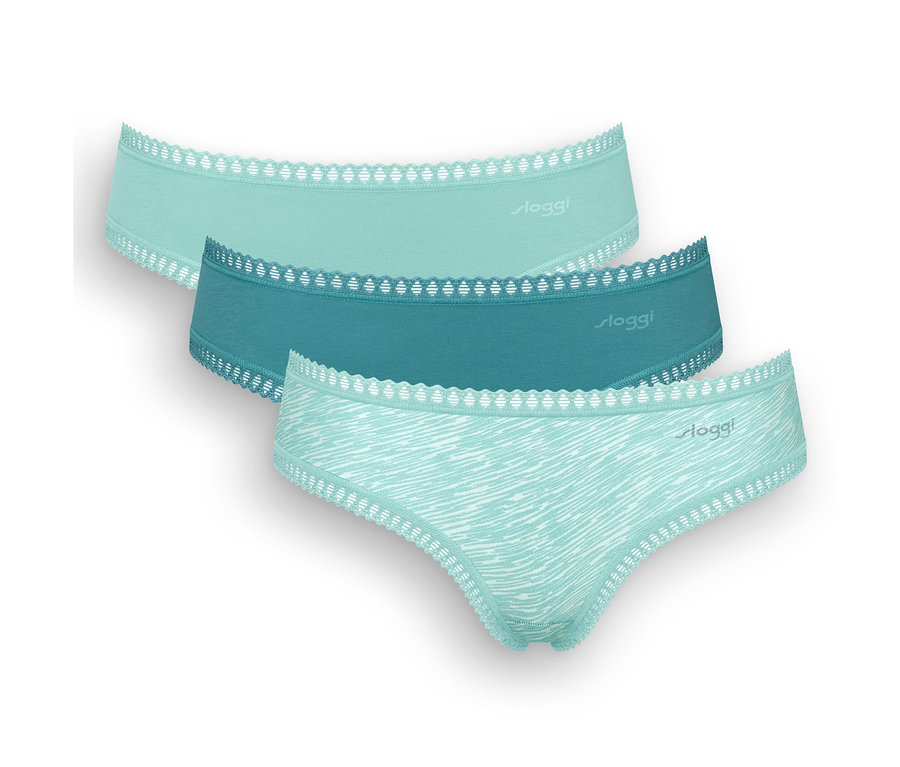 Drei türkise Sloggi GO Crush Hipster C3P Slips in verschiedenen Farben.