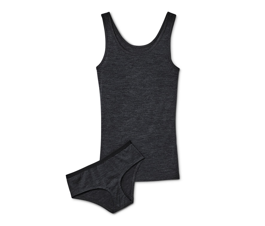 Dunkelgraue Unterwäsche mit RWS-zertifizierter Wolle, Tanktop und Slip, liegen auf einem weißen Hintergrund.