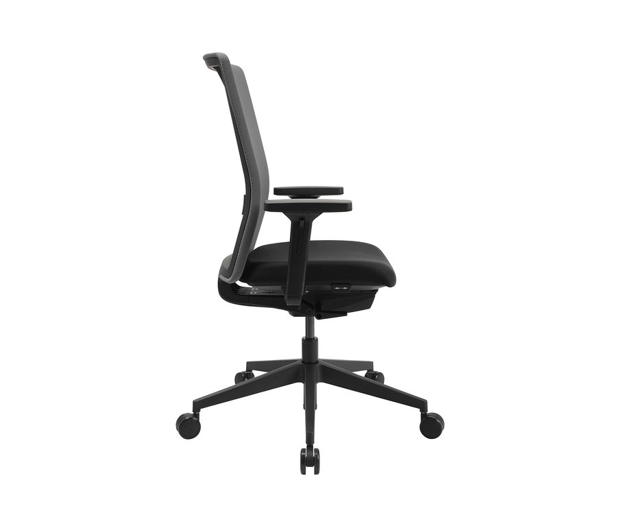 Seitenansicht des grauen Topstar Bürostuhls »Airwork G« mit schwarzem Sitz und Armlehnen vor einem weißen Hintergrund.