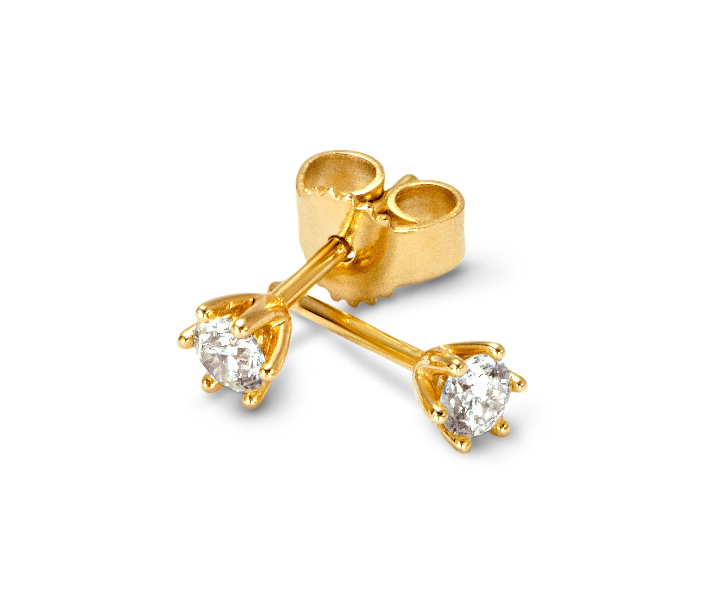 Goldene Ohrstecker mit zwei Brillanten auf weißem Grund.