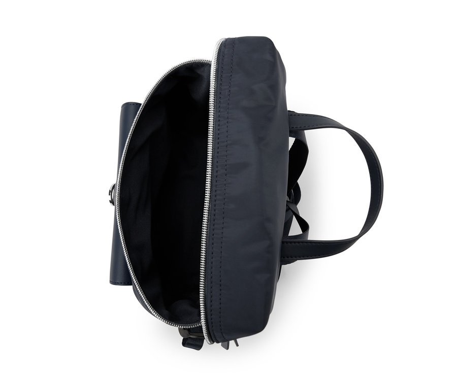 Geöffneter Rucksack.