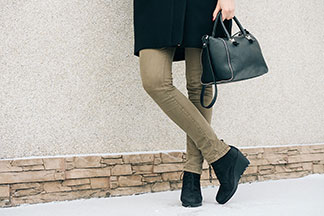 Mit warmen Winterstiefeletten kommen Sie trocken und warm durch den Winter.