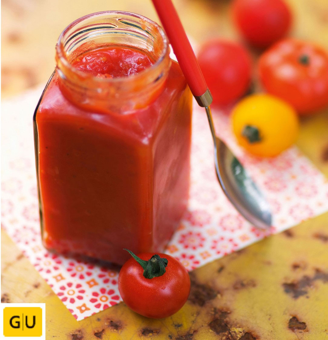 Sonnensatte Tomatensauce mit Oregano