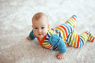 Neben der Hautverträglichkeit ist es wichtig, dass Baby Shirts unkompliziert in der Waschmaschine gereinigt werden können.