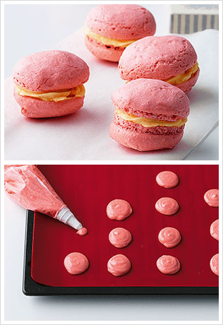 Macarons mit Rosencreme