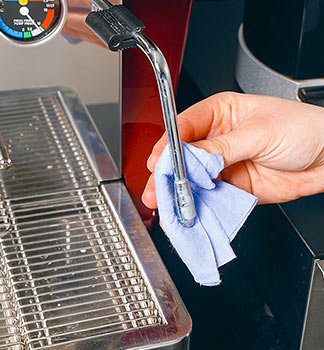 Schritt 5: Dampfhahn reinigen