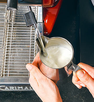 Schritt 2: Milch ziehen