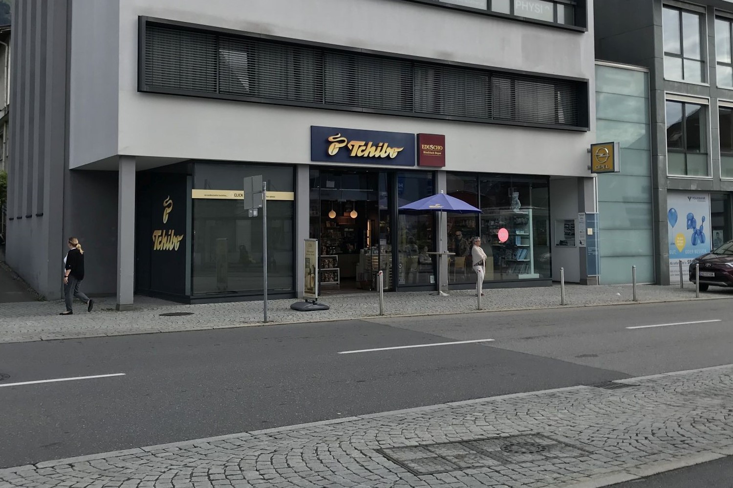 Hier finden Sie Öffnungszeiten, Telefonnummer und weitere Informationen zu Filiale Werdenbergerstrasse 40 A, 6700 Bludenz.